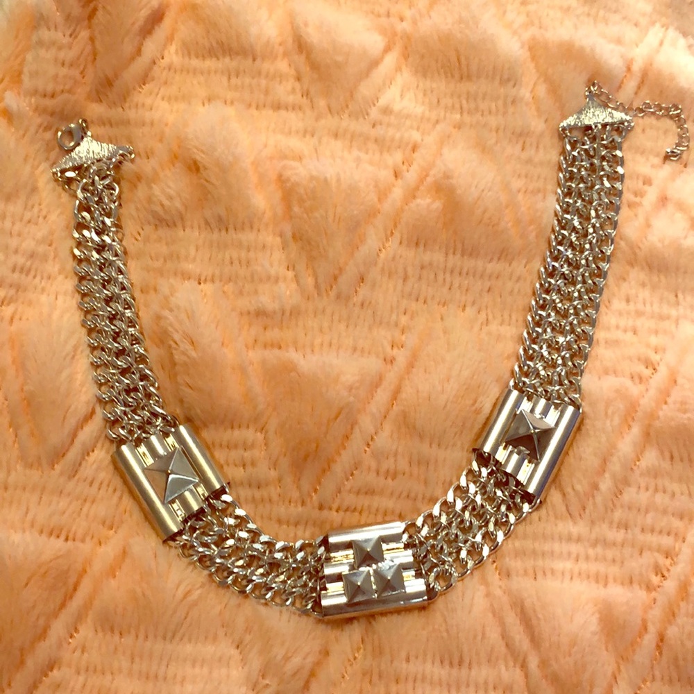 Silver chunky necklace